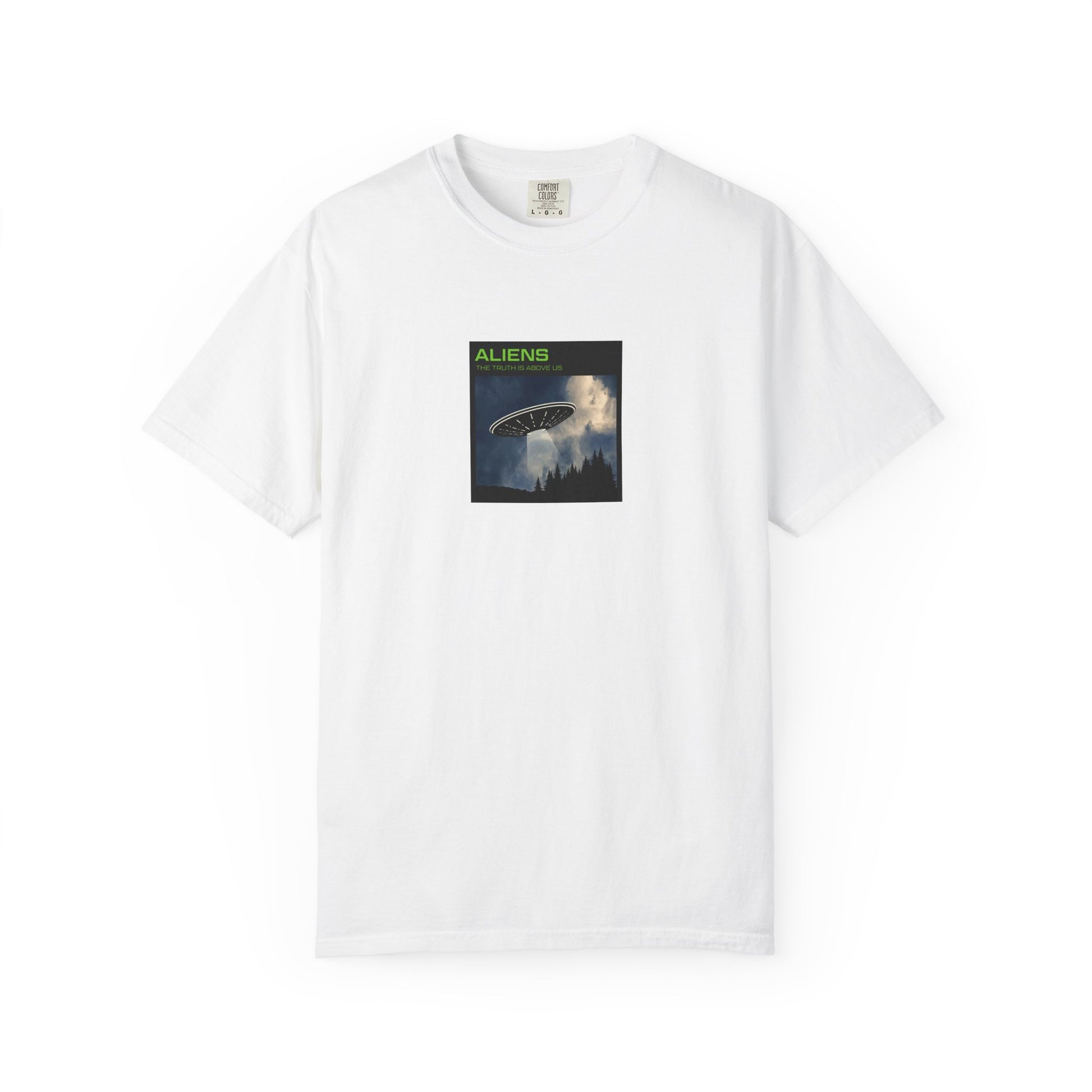 Aliens UFO Night Graphic T-Shirt