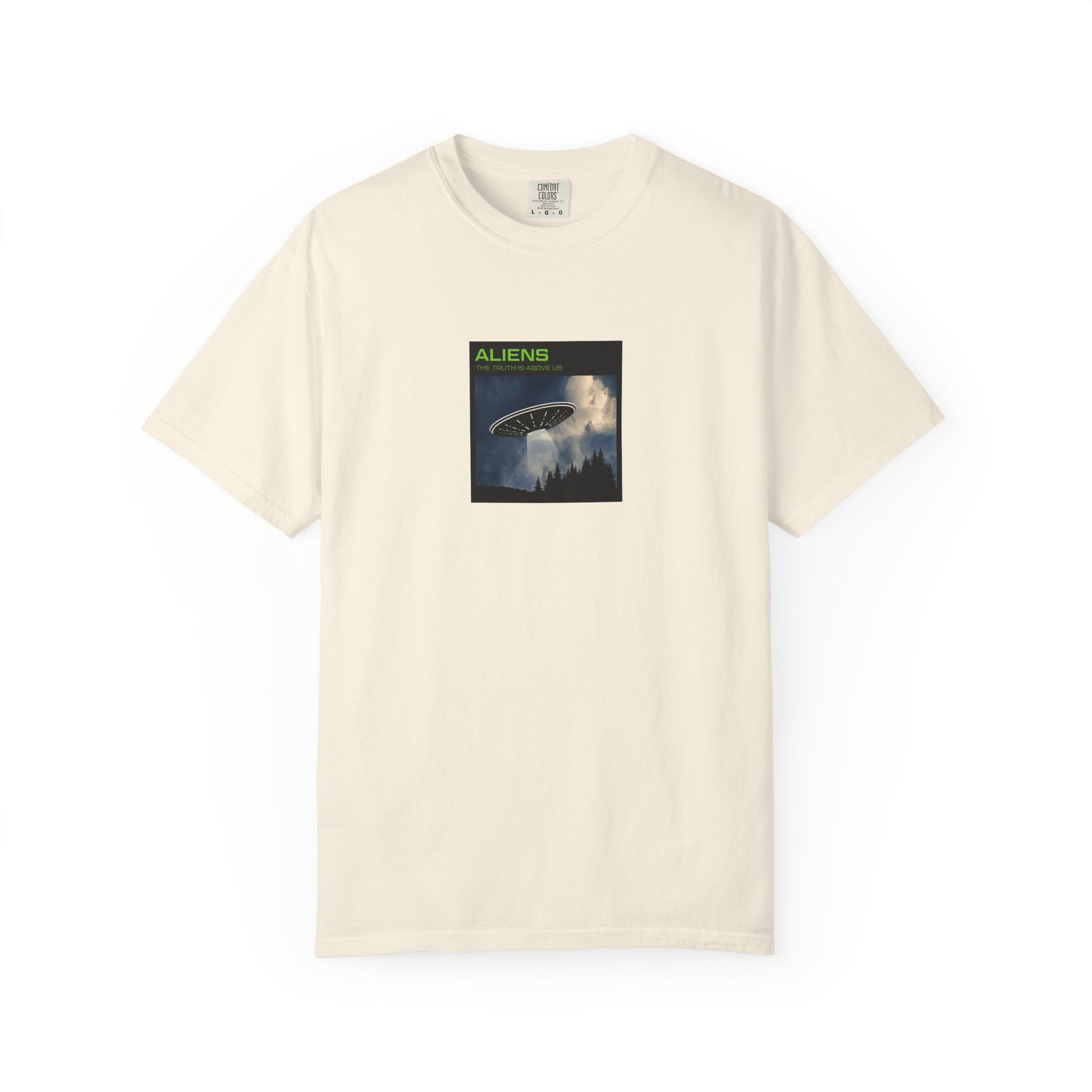 Aliens UFO Night Graphic T-Shirt
