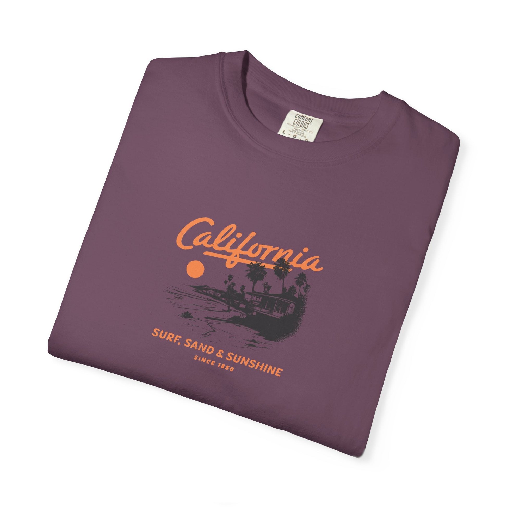 California Surfboard Graphic T-Shirt — 'California: Surf, Sand & Sunshine' Vintage Beach Tee