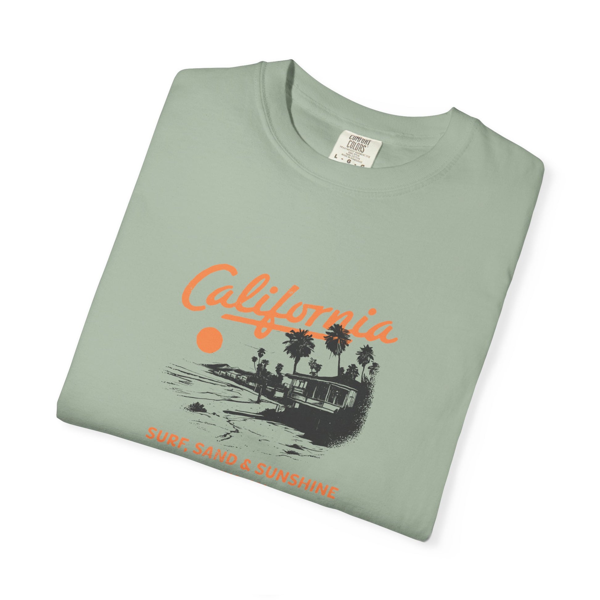 California Surfboard Graphic T-Shirt — 'California: Surf, Sand & Sunshine' Vintage Beach Tee