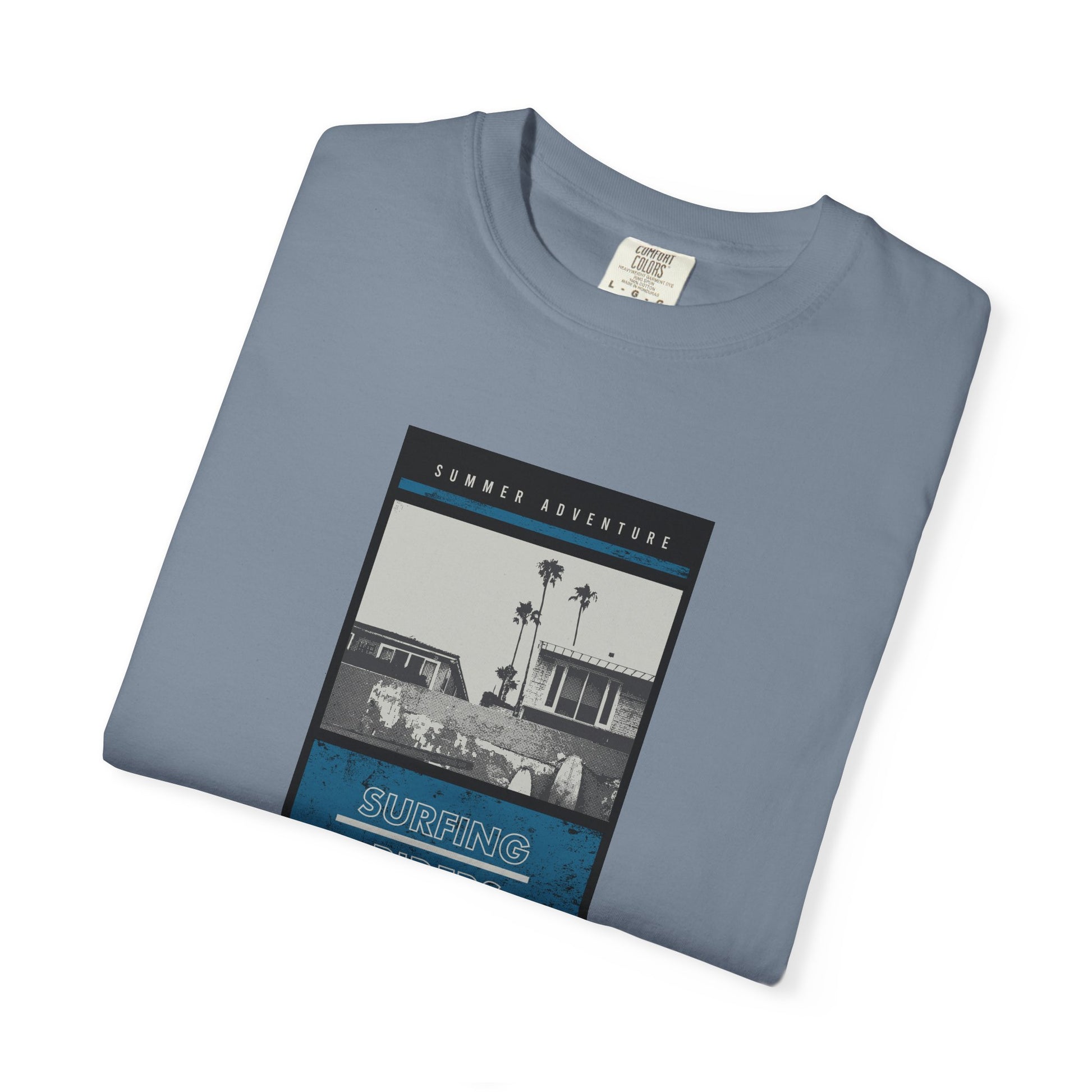 T-Shirt — California Beach Vintage Photo Graphic (Palm Trees, Surf