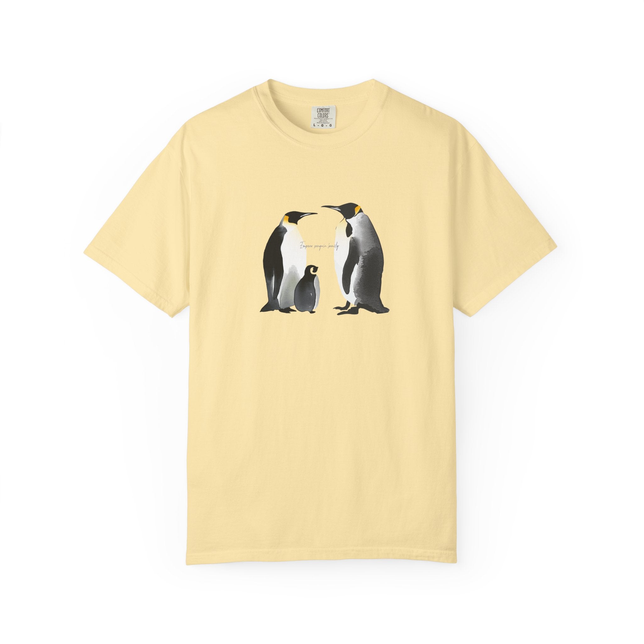 Penguin Family T‑Shirt — Cute Emperor Penguin Mom, Dad & Chick Graphic Tee