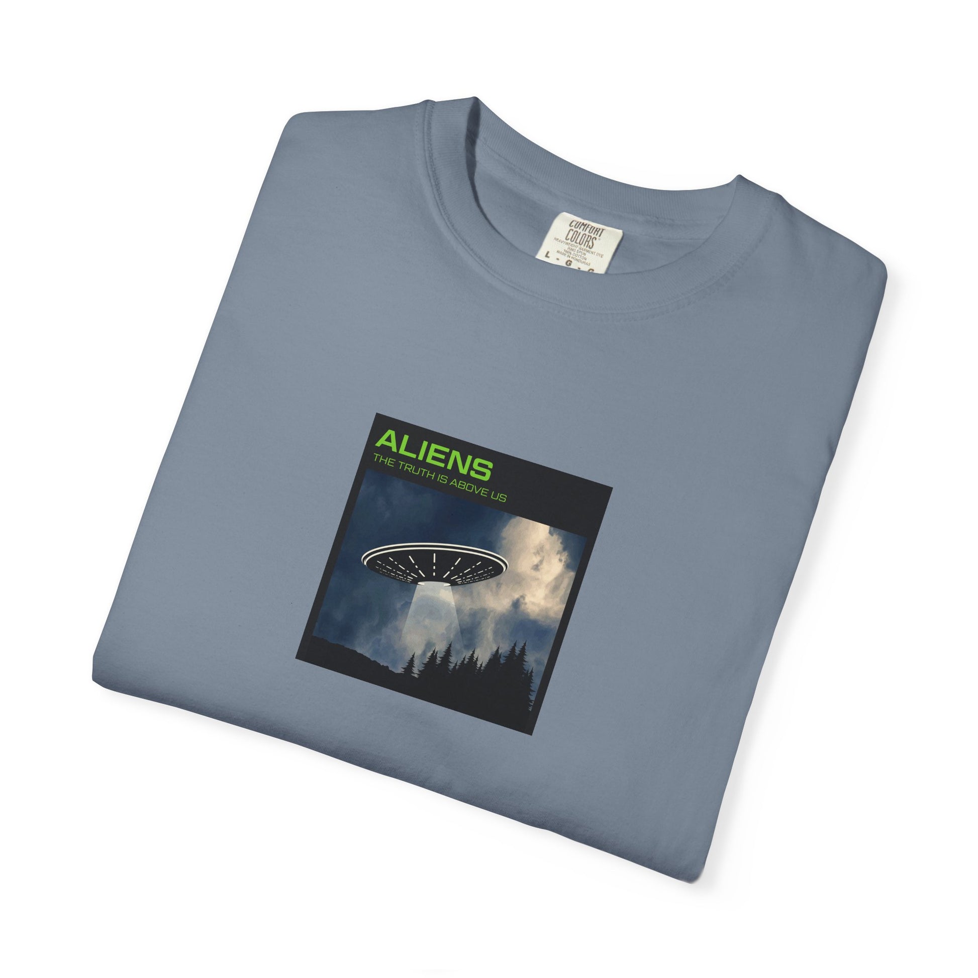 Aliens UFO Night Graphic T-Shirt
