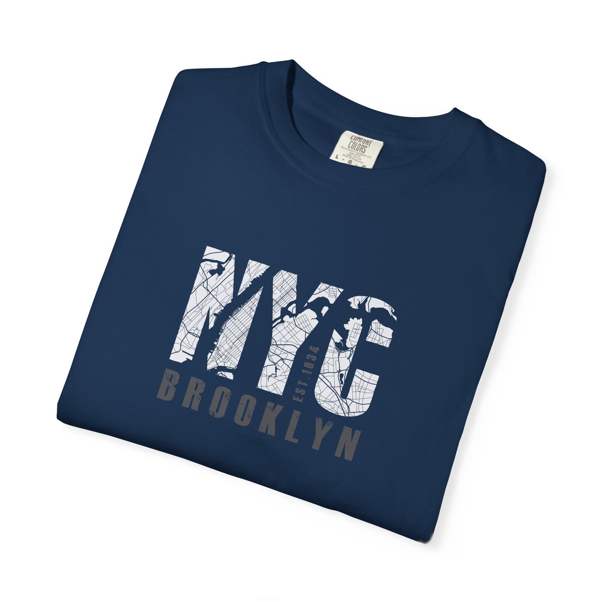 NYC Skyline T-Shirt — Vintage Cityscape Graphic Tee