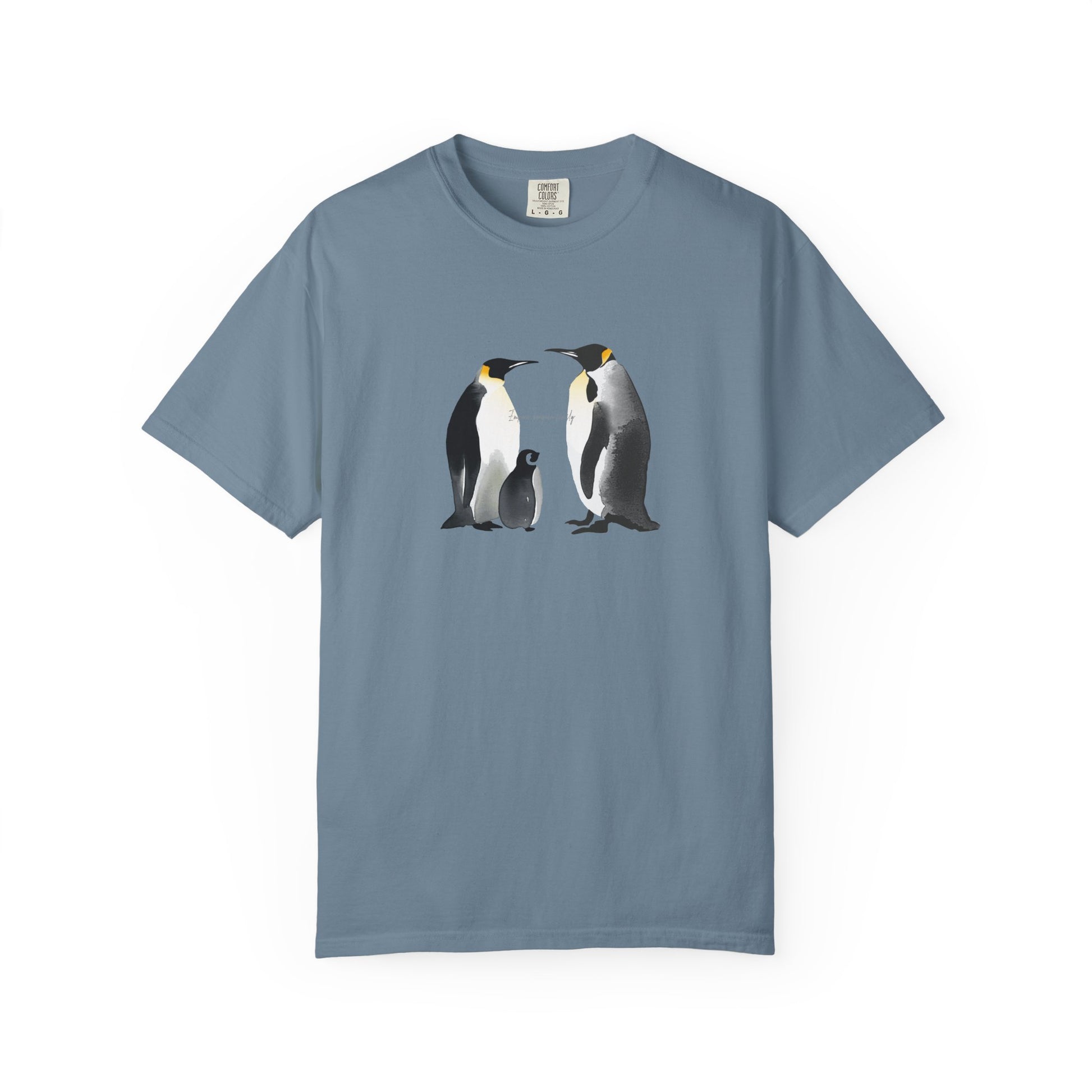 Penguin Family T‑Shirt — Cute Emperor Penguin Mom, Dad & Chick Graphic Tee