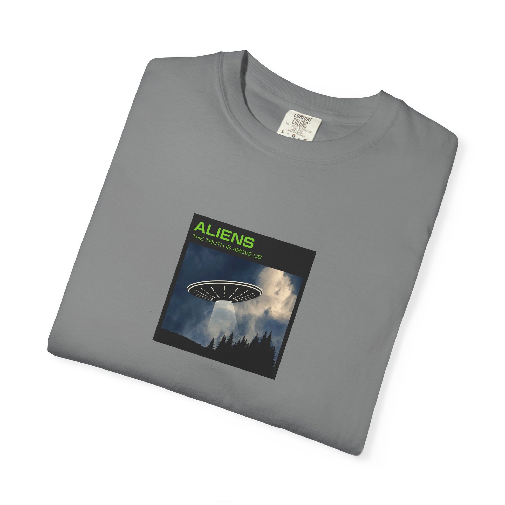 Aliens UFO Night Graphic T-Shirt