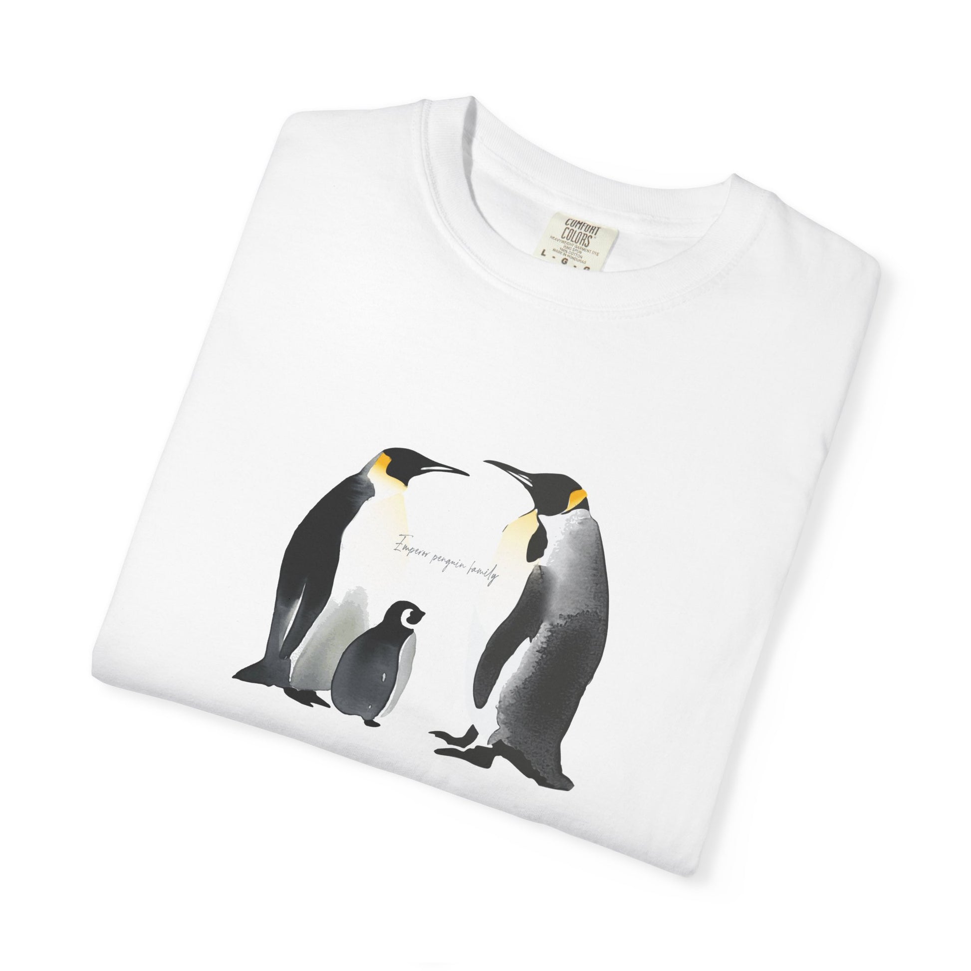 Penguin Family T‑Shirt — Cute Emperor Penguin Mom, Dad & Chick Graphic Tee