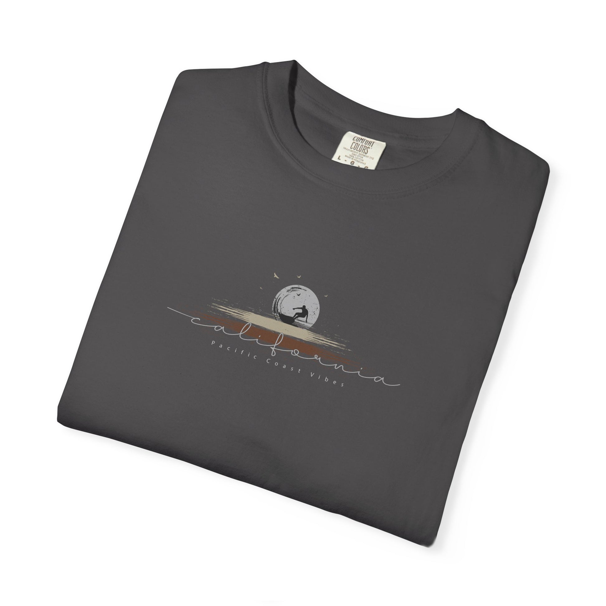 Moonlit Surf Wave Graphic T-Shirt