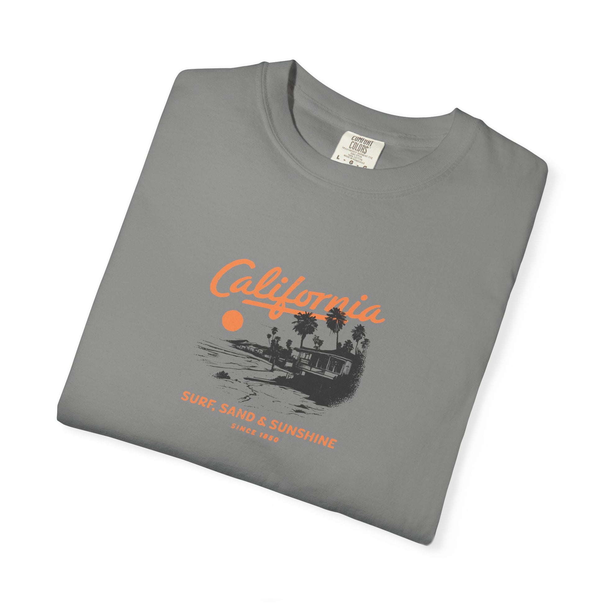 California Surfboard Graphic T-Shirt — 'California: Surf, Sand & Sunshine' Vintage Beach Tee