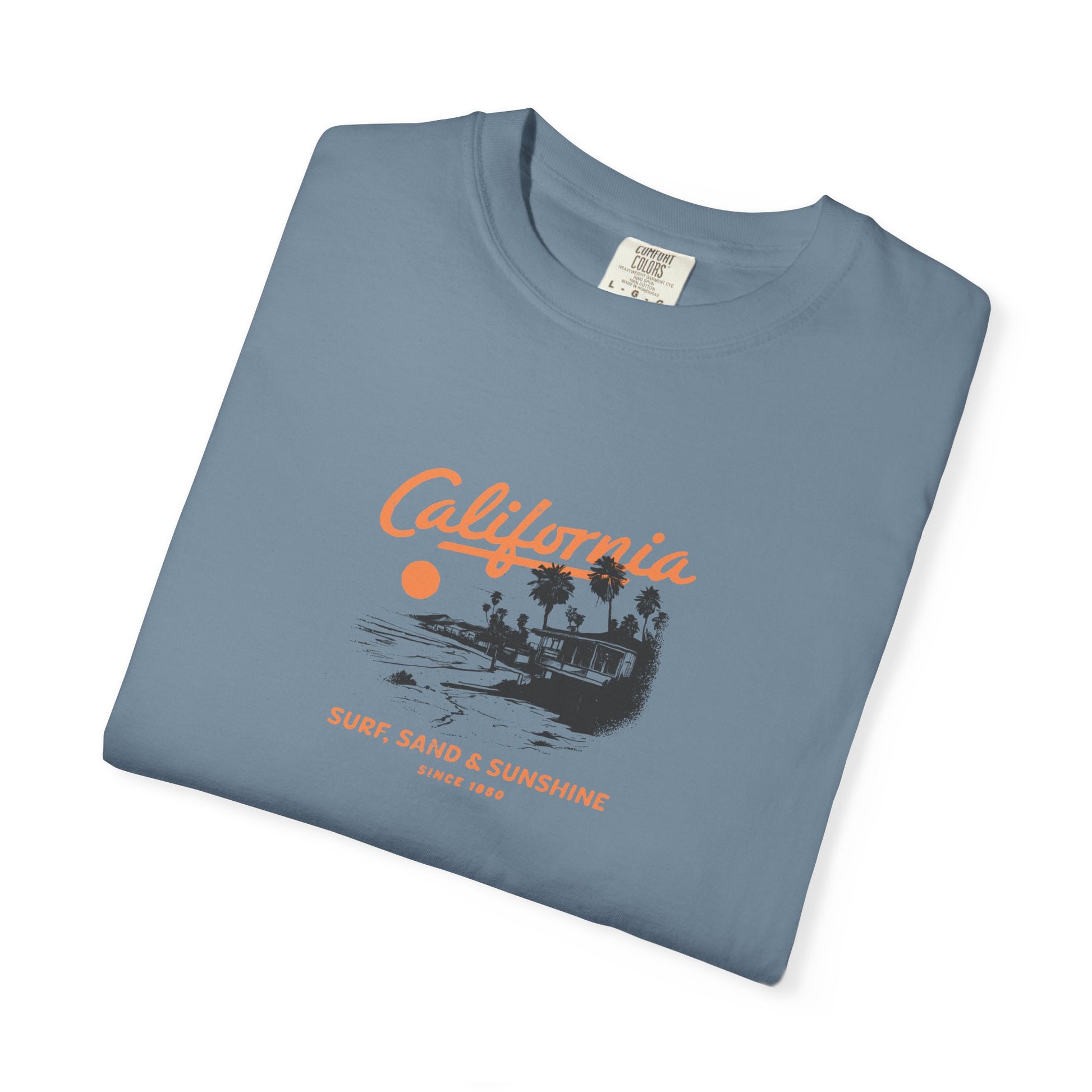 California Surfboard Graphic T-Shirt — 'California: Surf, Sand & Sunshine' Vintage Beach Tee