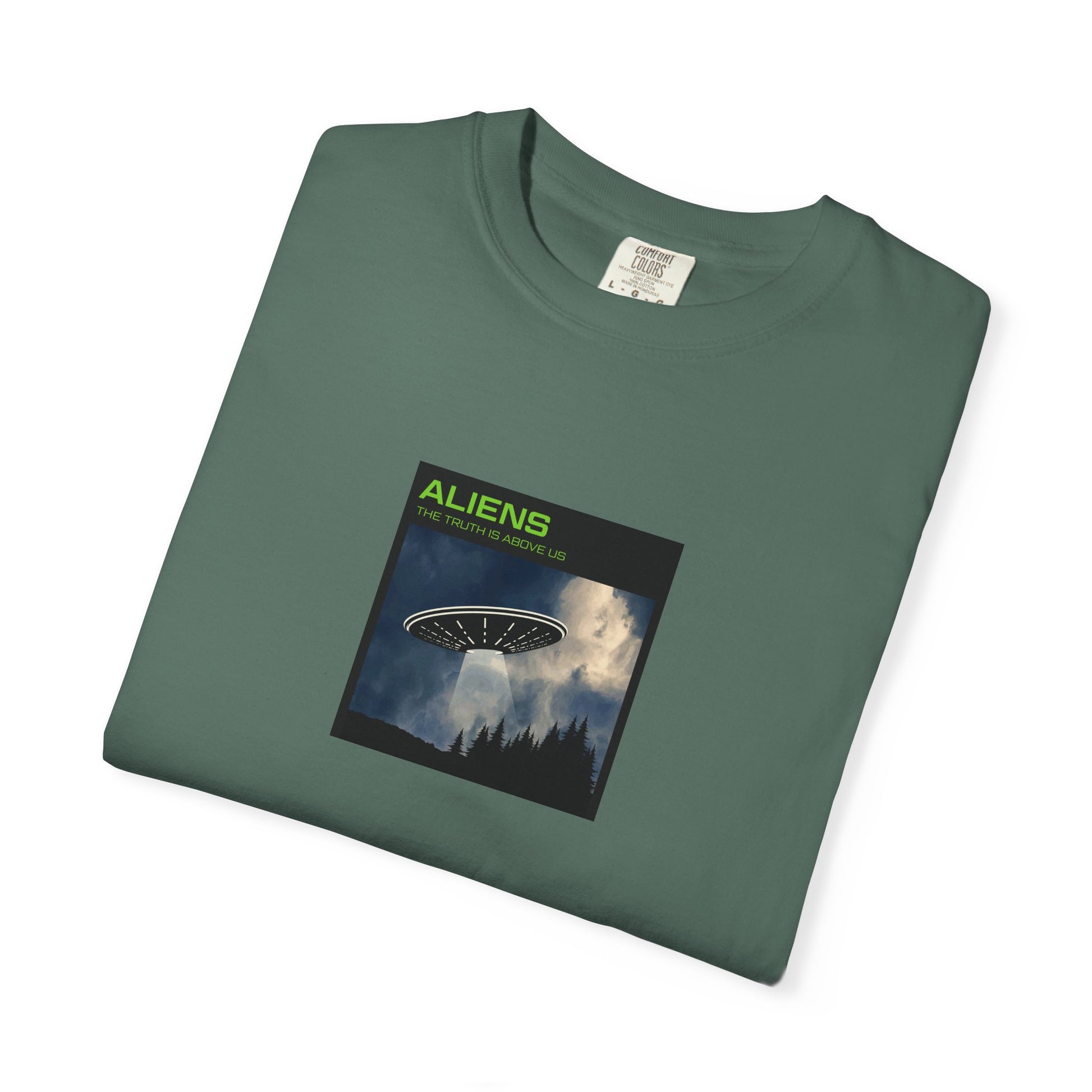 Aliens UFO Night Graphic T-Shirt