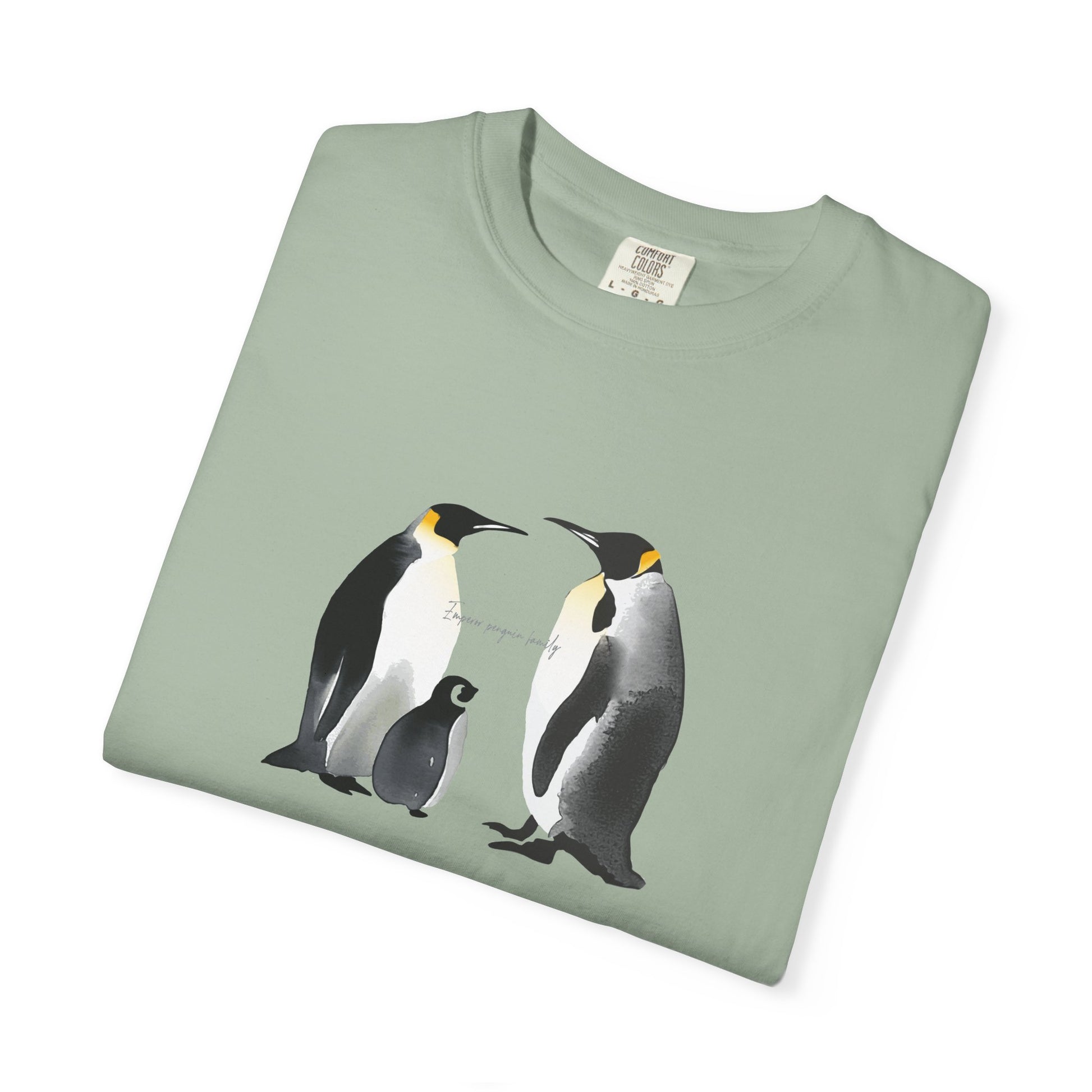 Penguin Family T‑Shirt — Cute Emperor Penguin Mom, Dad & Chick Graphic Tee