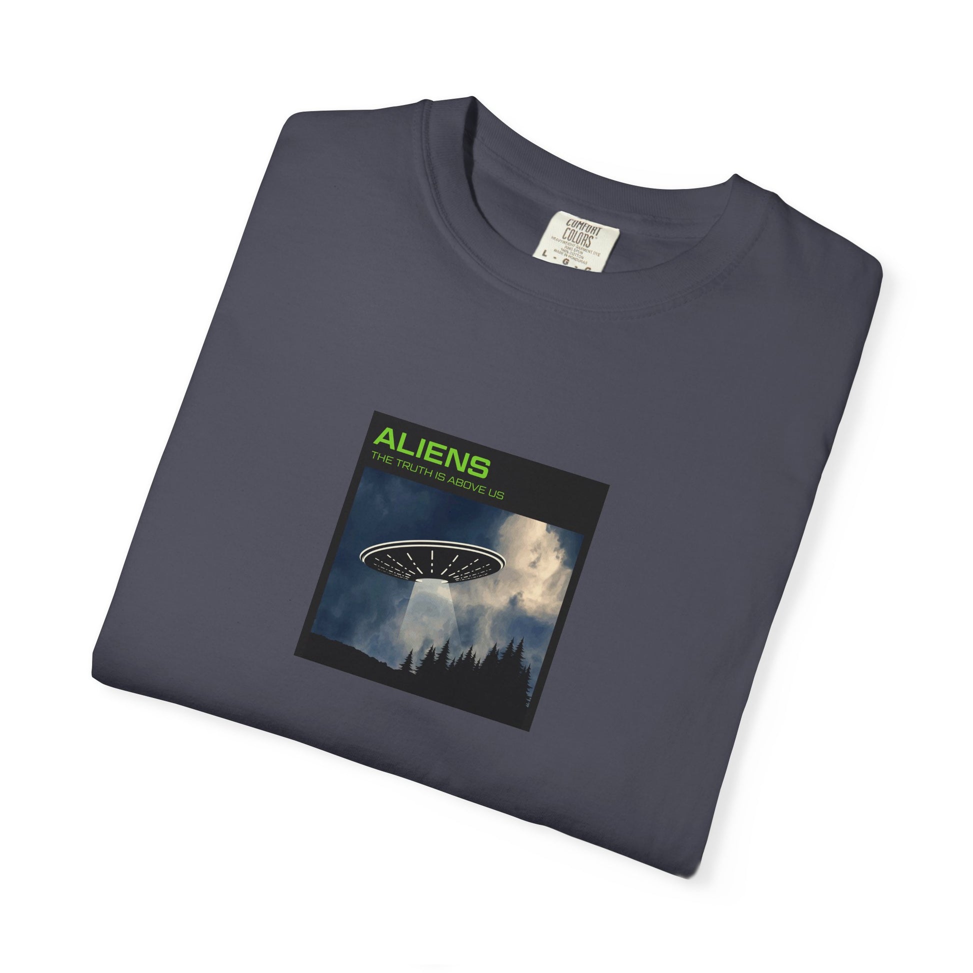 Aliens UFO Night Graphic T-Shirt
