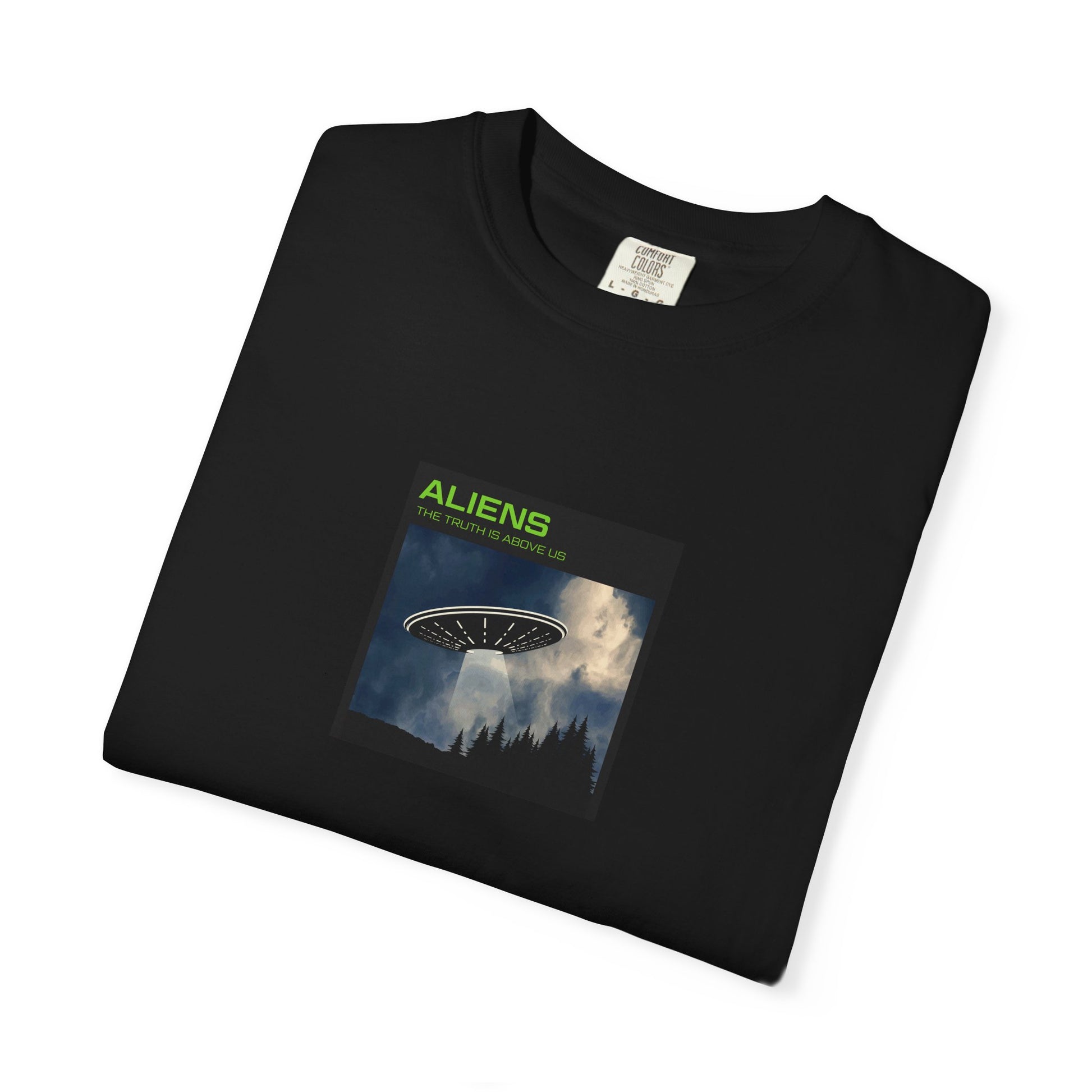 Aliens UFO Night Graphic T-Shirt